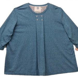 Ladies 3/4 sleeve open back top turquoise